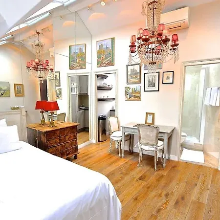 Daire A Penthouse Balcony Esmeralda *